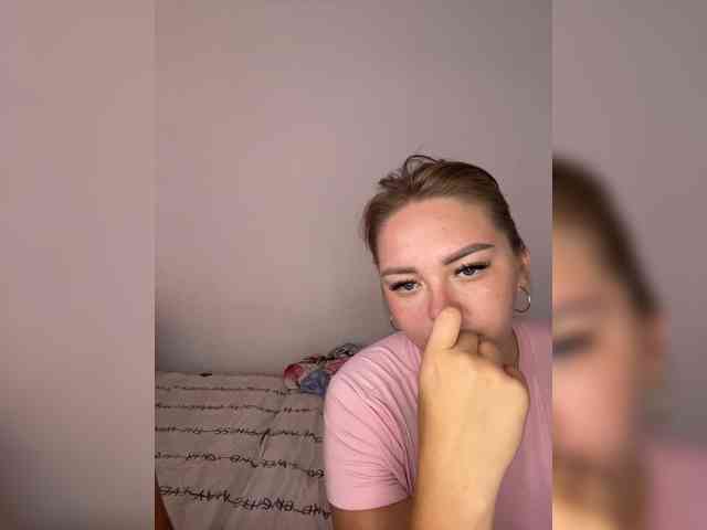 Kiss_999 webcam