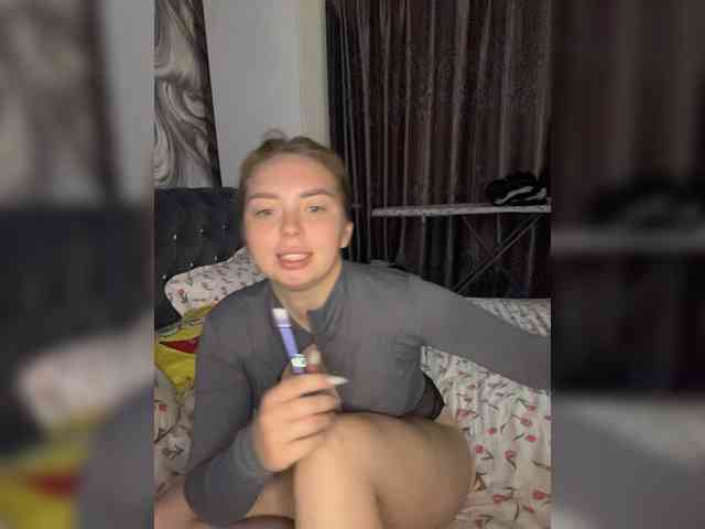 Kiss_999 webcam