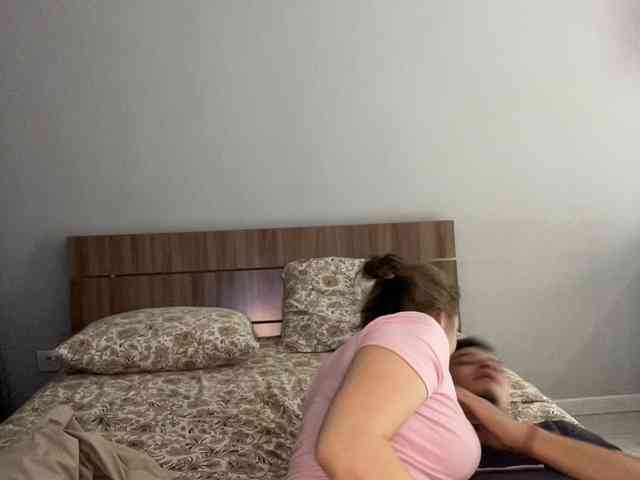 Kiss_999 webcam