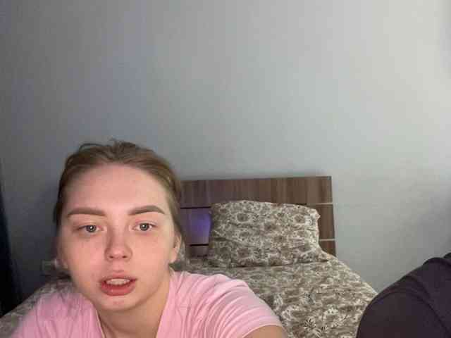 Kiss_999 webcam