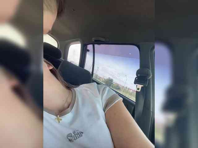 Kiss_999