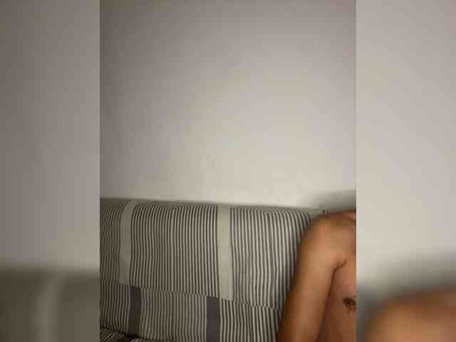 Kiss_999 webcam