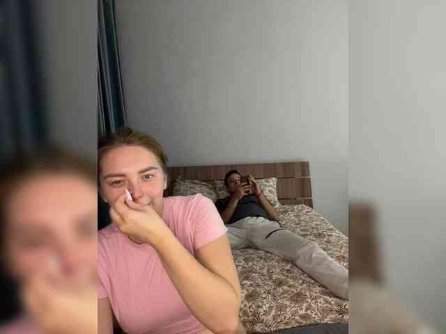 Kiss_999 webcam