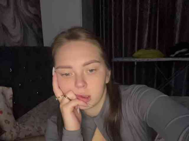 Kiss_999 webcam