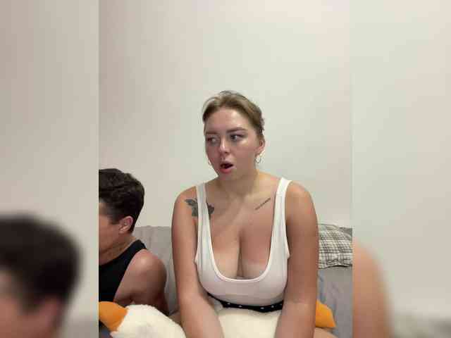 Kiss_999 webcam