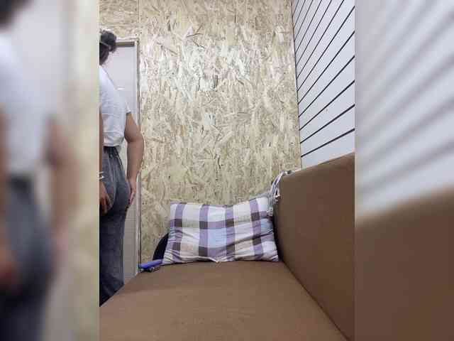 Kiss_999 webcam