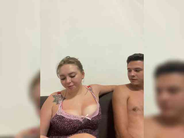Kiss_999 webcam