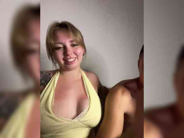 Kiss_999 webcam
