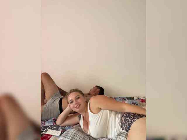 Kiss Sex Cam Show