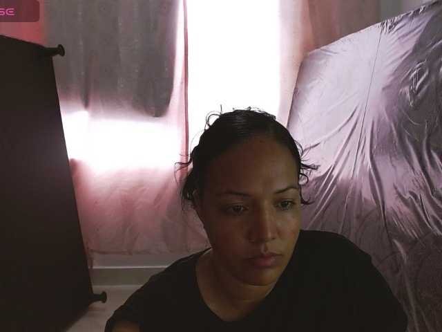 zaryross Live Cam on BongaCams