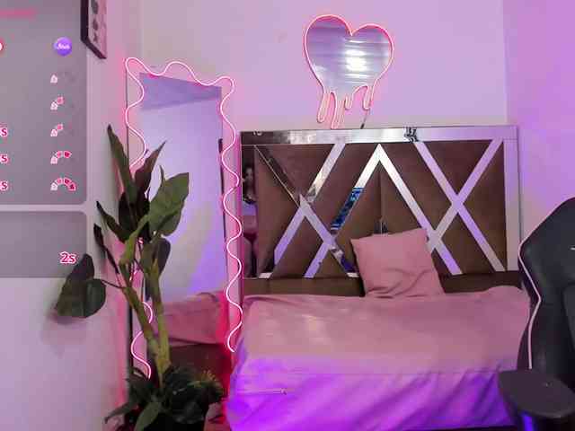 EVANGELIINE-TAY webcam