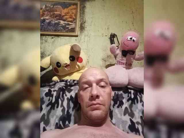 Viktor83a Sex Cam Show