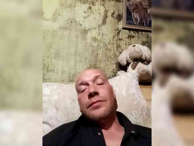 Viktor83a Live Webcam on BongaCams