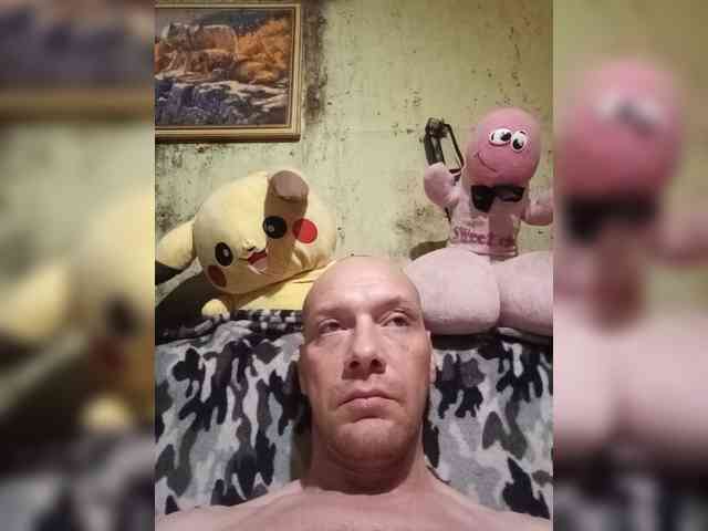 Viktor83a Sex Cam Show