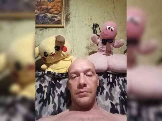 Viktor83a Sex Cam Show