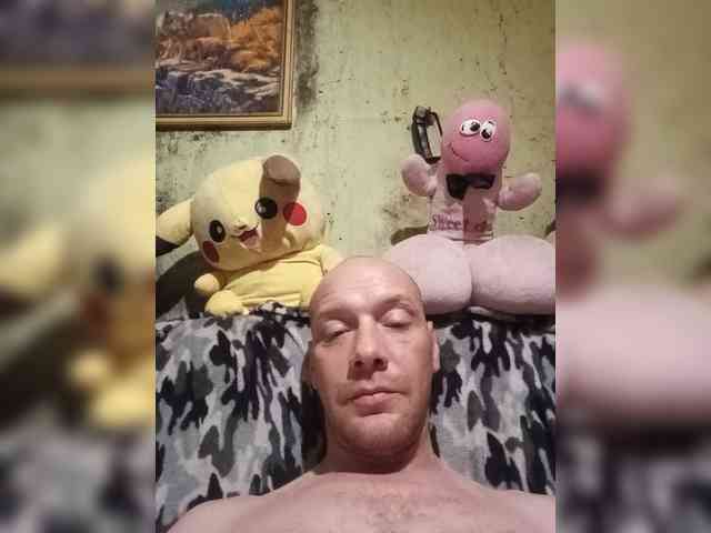 Viktor83a Sex Cam Show
