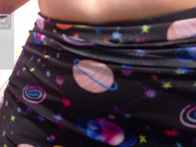 lovethickmommy live cam on BongaCams