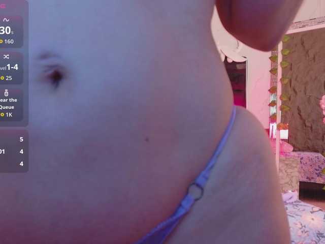 lovethickmommy live cam on BongaCams