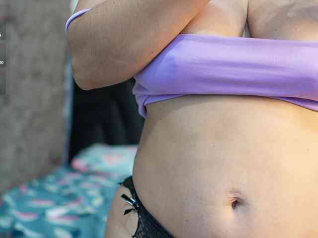 lovethickmommy webcam
