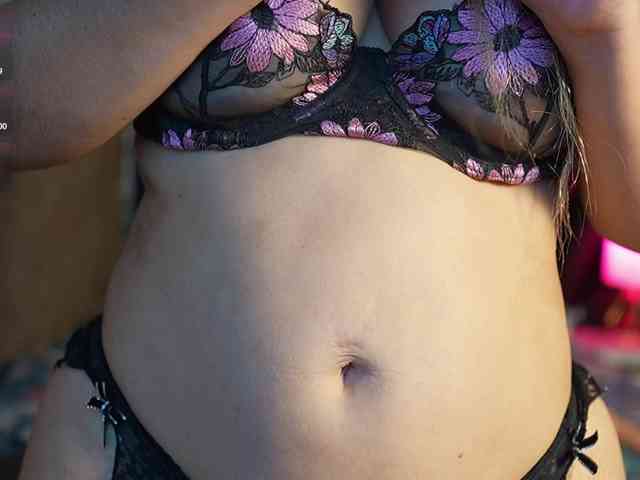 lovethickmommy webcam
