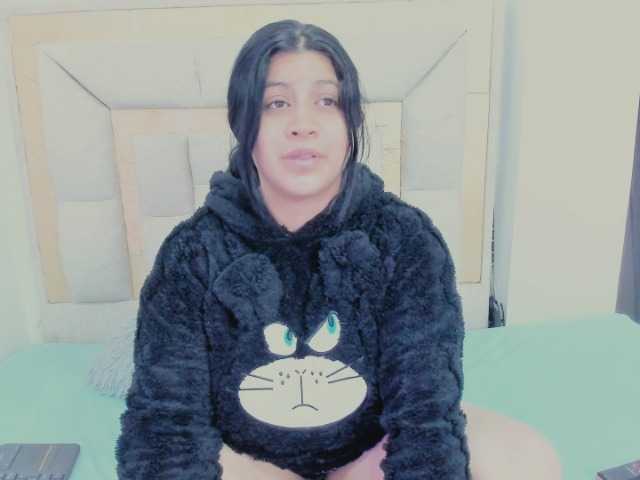 Hannamiller live cam on BongaCams
