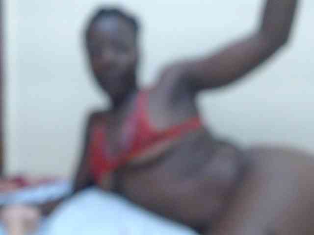 Lola-69 webcam