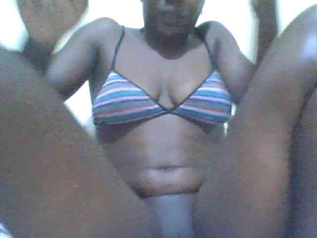 Lola-69 webcam
