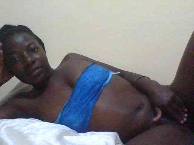 Lola-69 webcam