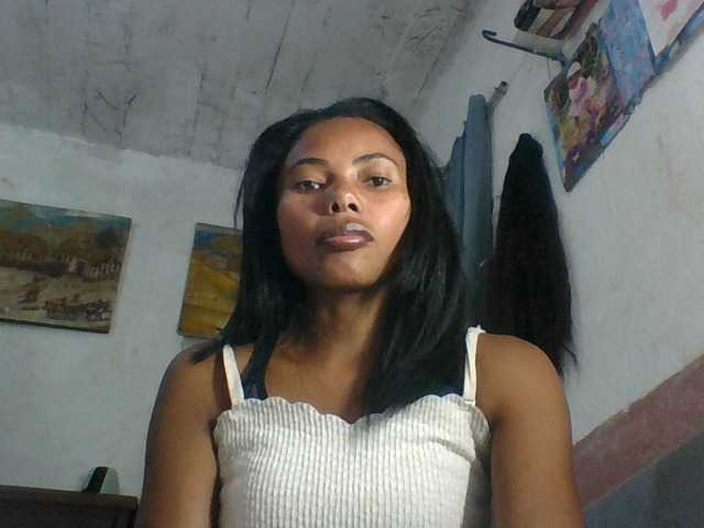 Aina9 live cam on BongaCams