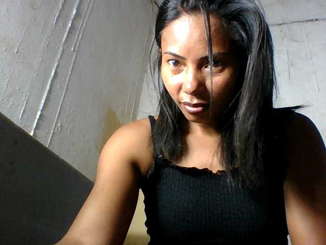 Aina9 live cam on BongaCams