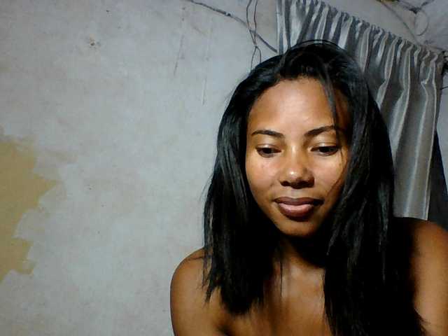 Aina9 live cam on BongaCams