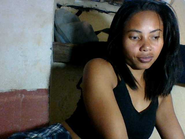 Aina9 live webcam show