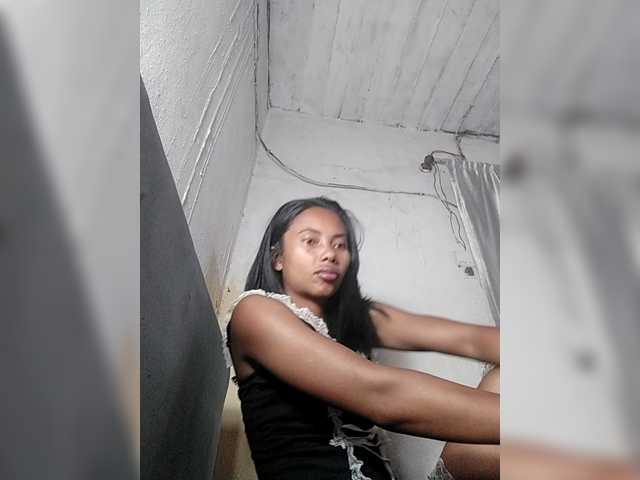 Aina9
