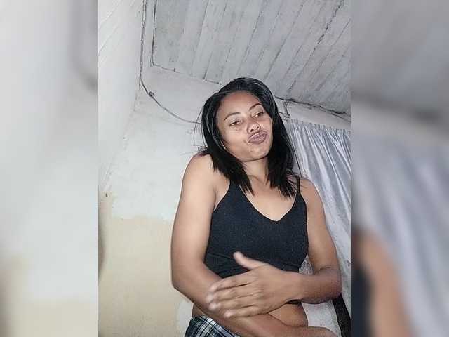 Aina9 live webcam show