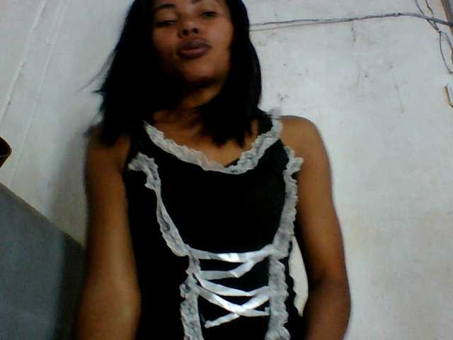 Aina9 live webcam show