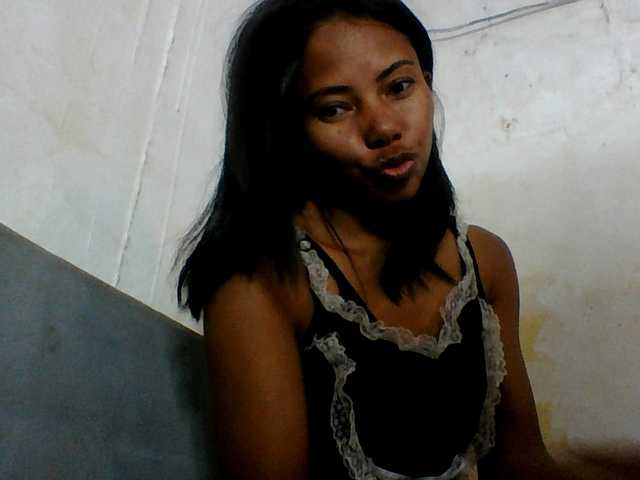 Aina9 live webcam show