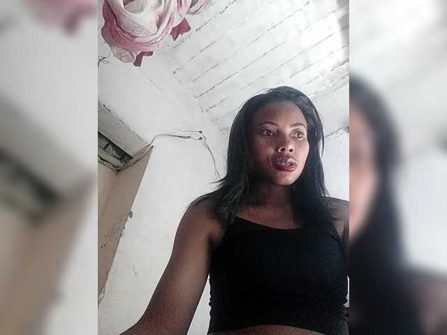 Aina9 live cam on BongaCams
