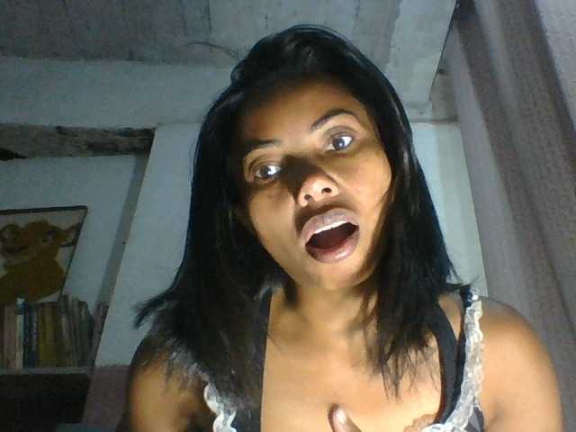 Aina9 live cam on BongaCams