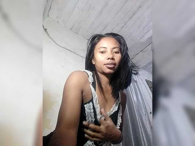 Aina9 live cam on BongaCams