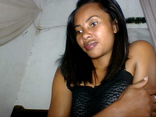Aina9 live cam on BongaCams