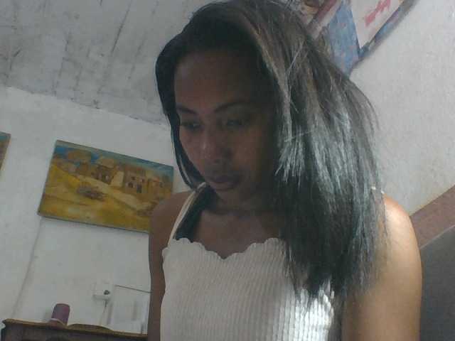Aina9 live cam on BongaCams