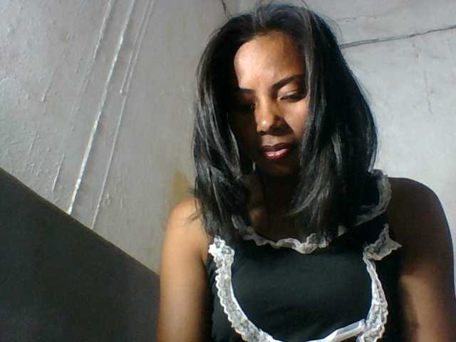 Aina9, live now on BongaCams