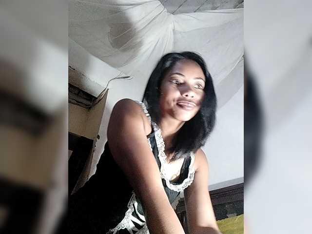 Aina9 live cam on BongaCams