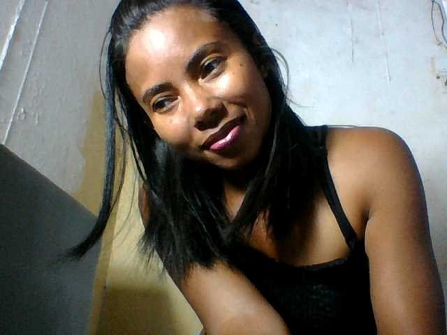 Aina9, en directo ahora en BongaCams