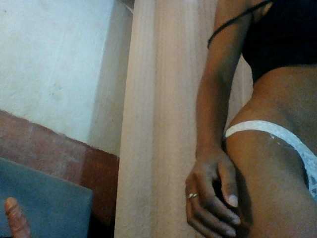 Aina9 live cam on BongaCams