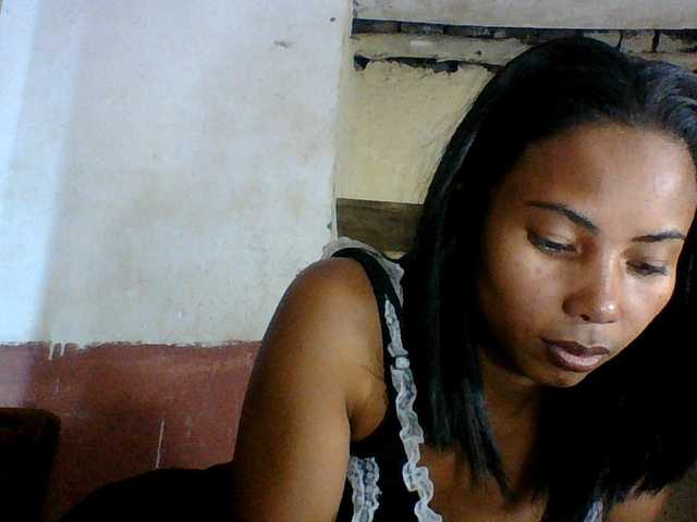 Aina9 live webcam show