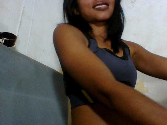 Aina9 live cam on BongaCams