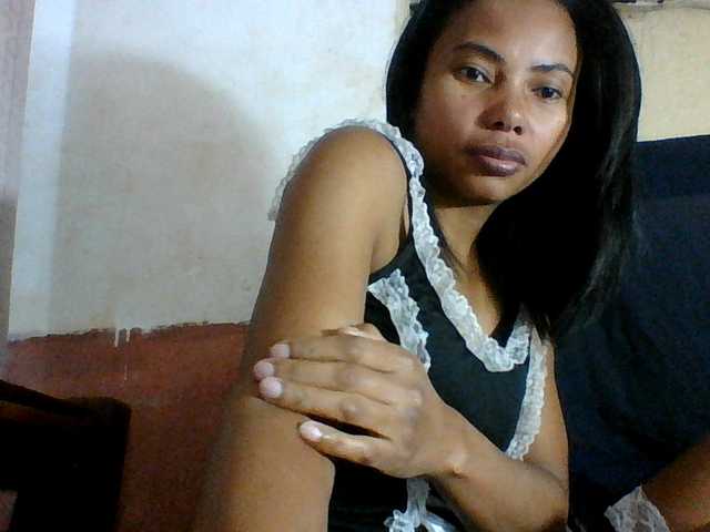 Aina9 live webcam show