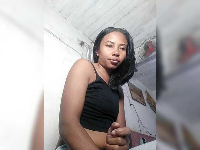 Aina9 live cam on BongaCams