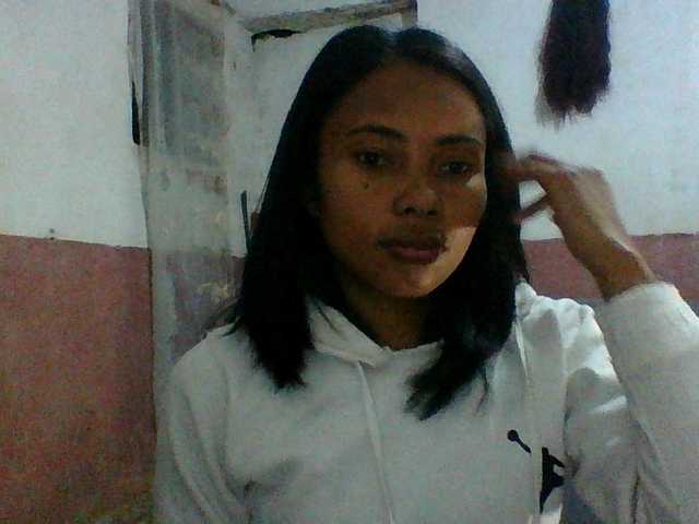 Aina9 live cam on BongaCams